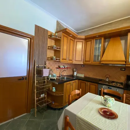Apartment Ramo's Charming 2-bedroom With Sunlit Veranda - 3rd Vlore
