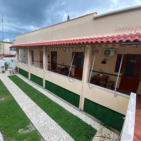 Ramo's Charming 2-bedroom With Sunlit Veranda - 3rd Apartment Vlore